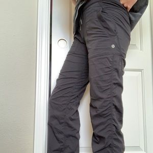 BLACK LULULEMON PANTS